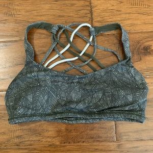 Lululemon sports bra